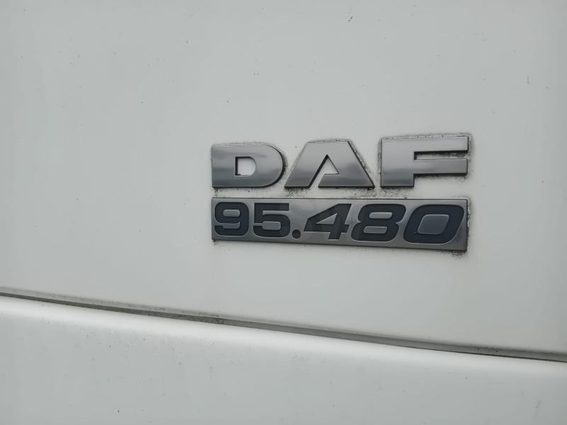 DAF XF 480 - Camião furgão: foto 2 DAF XF 480 - Camião furgão: foto 2