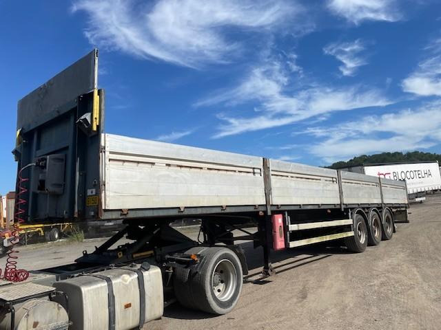 GT TRAILERS - Semi-reboque plataforma/ Caixa aberta: foto 1 GT TRAILERS - Semi-reboque plataforma/ Caixa aberta: foto 1