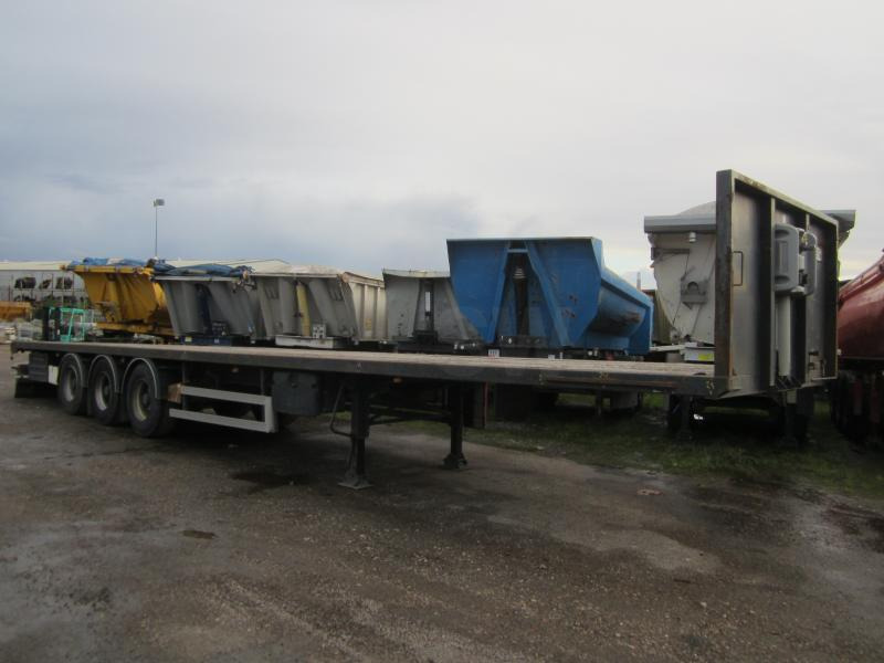 General Trailers - Semi-reboque plataforma/ Caixa aberta: foto 2 General Trailers - Semi-reboque plataforma/ Caixa aberta: foto 2