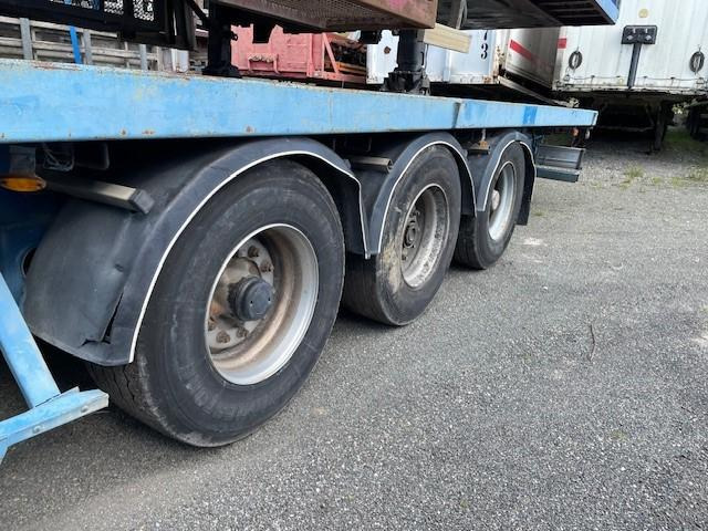 General Trailers - Semi-reboque plataforma/ Caixa aberta: foto 3 General Trailers - Semi-reboque plataforma/ Caixa aberta: foto 3