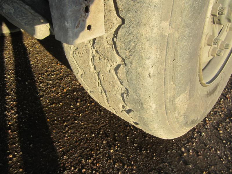 Invepe - Semi-reboque basculante: foto 2 Invepe - Semi-reboque basculante: foto 2