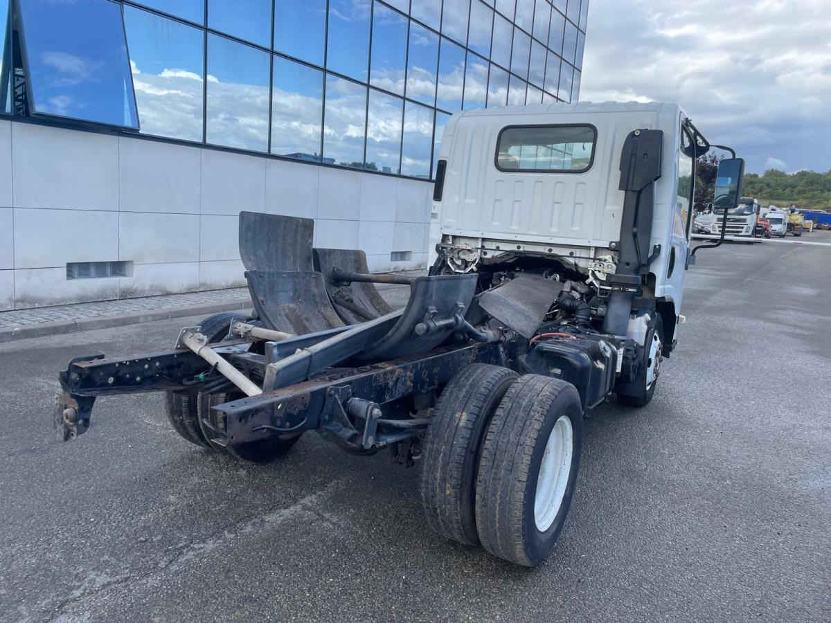 Isuzu - Camião chassi: foto 3 Isuzu - Camião chassi: foto 3