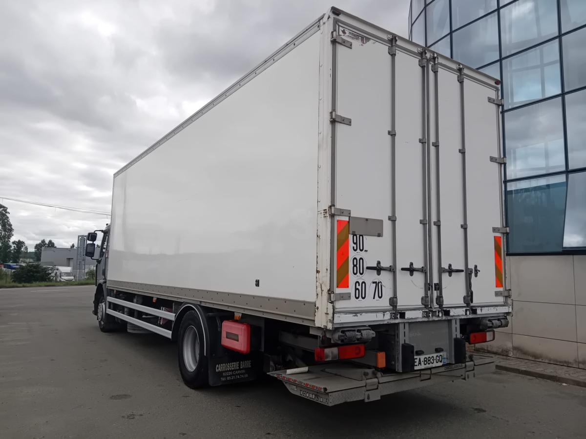 Renault Gamme D 280.19 - Camião furgão: foto 2 Renault Gamme D 280.19 - Camião furgão: foto 2