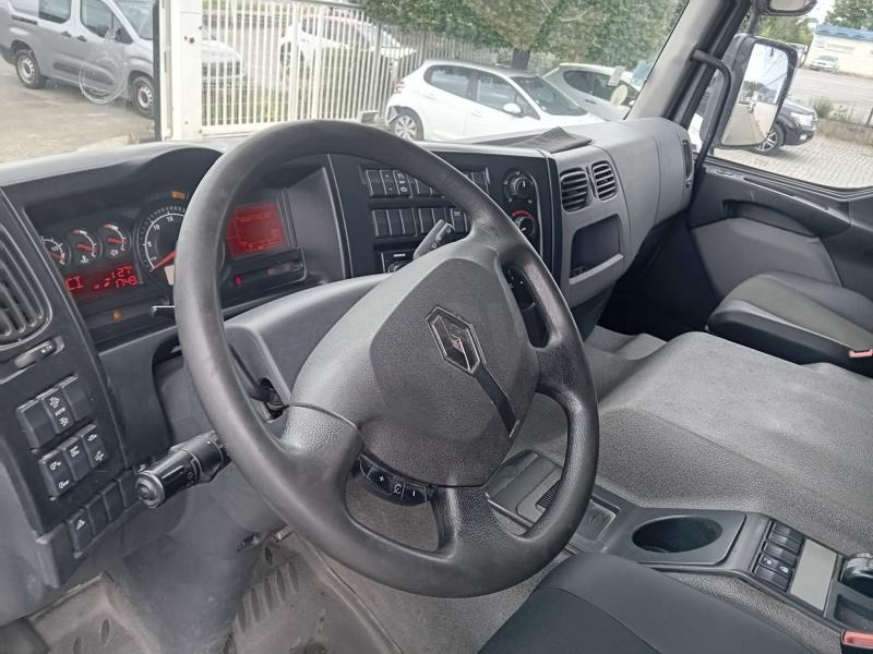 Renault Gamme D 280.19 - Camião furgão: foto 3 Renault Gamme D 280.19 - Camião furgão: foto 3