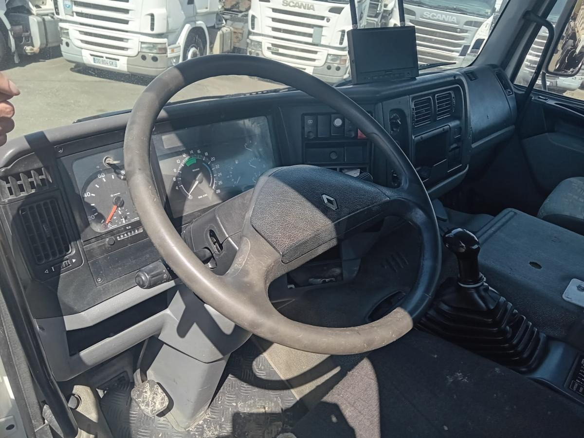 Camião basculante Renault Kerax 260: foto 8