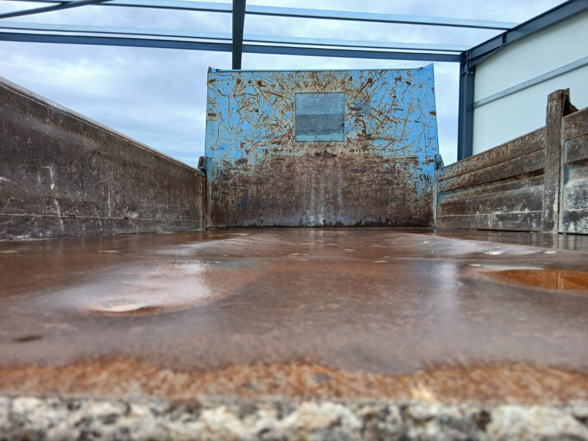 Renault Kerax 320 DCI - Camião basculante: foto 5 Renault Kerax 320 DCI - Camião basculante: foto 5