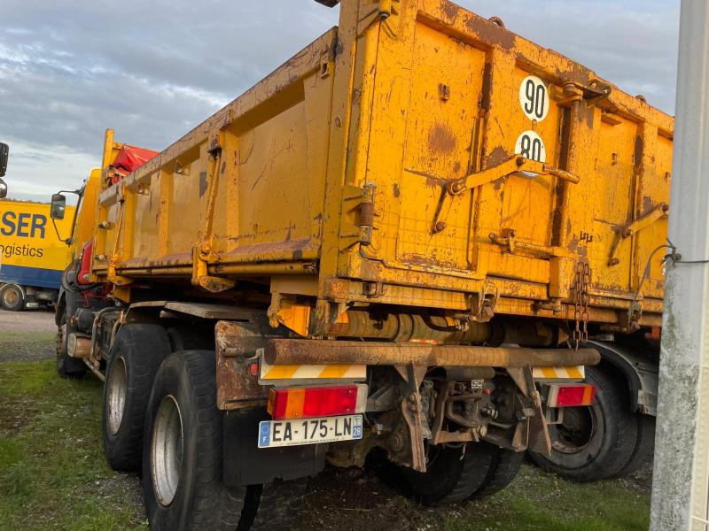 Renault Kerax 370 DCI - Camião basculante: foto 4 Renault Kerax 370 DCI - Camião basculante: foto 4