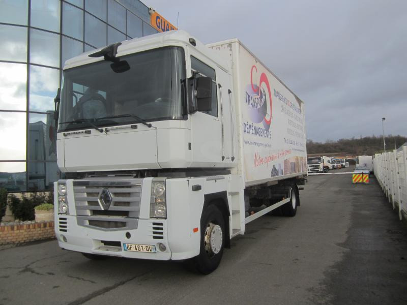 Renault Magnum 460.19 DXI - Camião furgão: foto 1 Renault Magnum 460.19 DXI - Camião furgão: foto 1