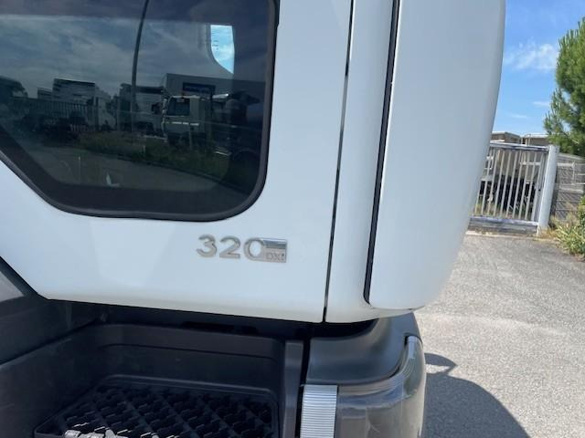 Renault Premium 320 DXI - Caminhão de lixo: foto 3 Renault Premium 320 DXI - Caminhão de lixo: foto 3