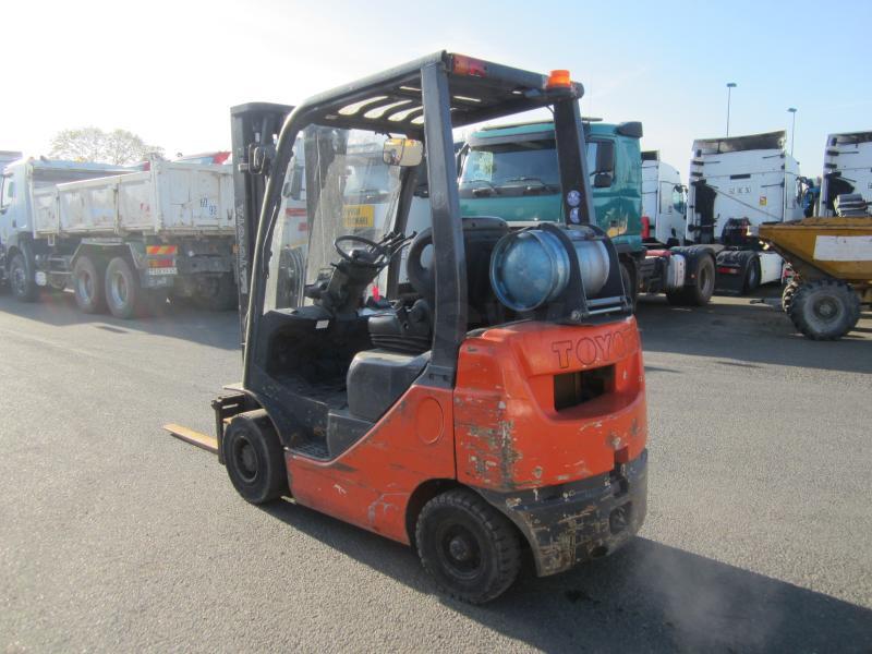 Toyota 02-8FGF18 - Empilhadeira a gás: foto 5 Toyota 02-8FGF18 - Empilhadeira a gás: foto 5