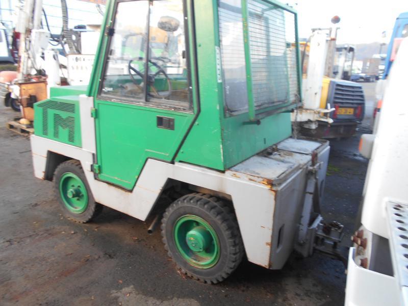 Tracma TM20D - Trator elétrics: foto 3 Tracma TM20D - Trator elétrics: foto 3