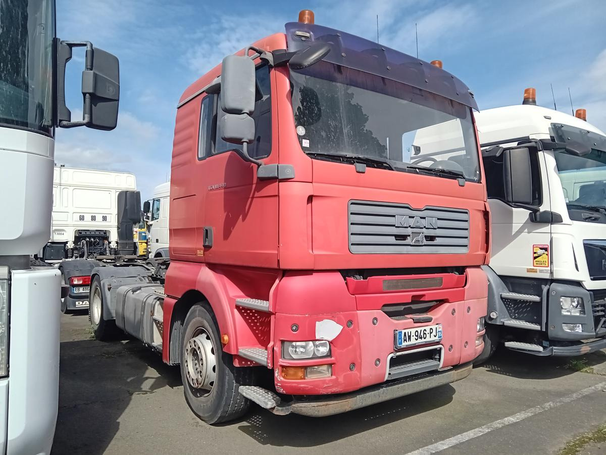 MAN TGA 18.440 - Tractor: foto 1 MAN TGA 18.440 - Tractor: foto 1
