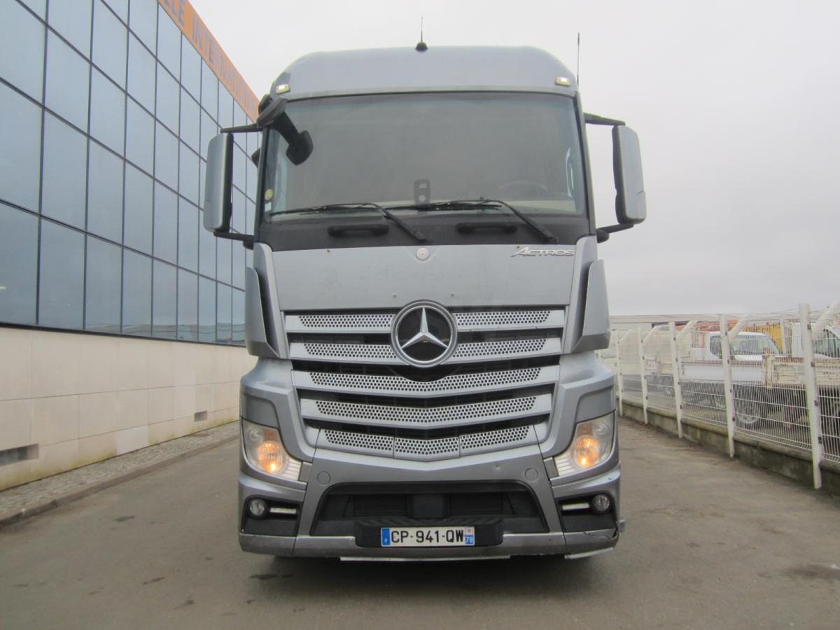 Mercedes Actros 1845 - Tractor: foto 2 Mercedes Actros 1845 - Tractor: foto 2