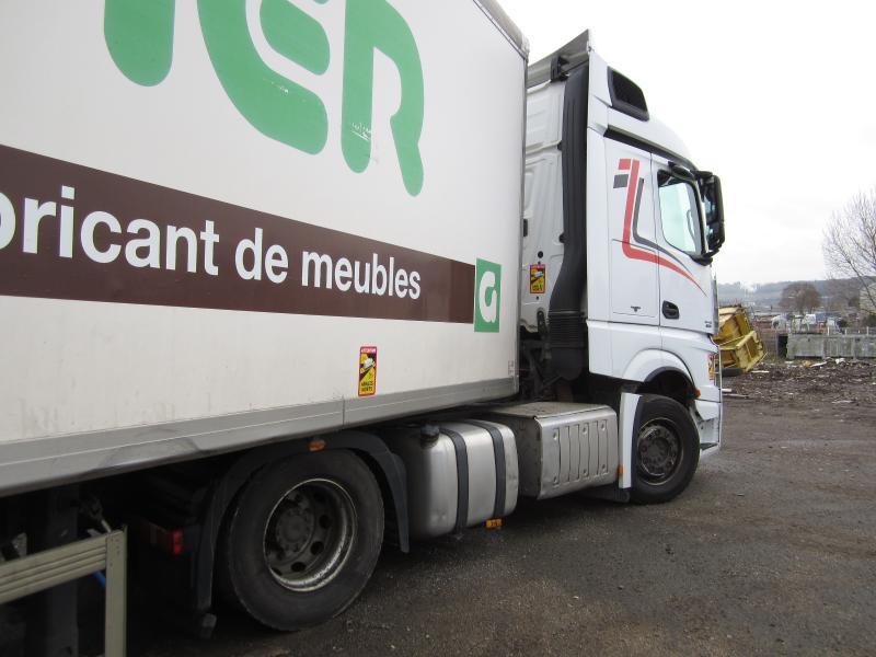 Mercedes Actros 1845 - Tractor: foto 5 Mercedes Actros 1845 - Tractor: foto 5