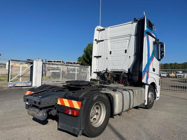 Tractor Mercedes Actros 1845: foto 9