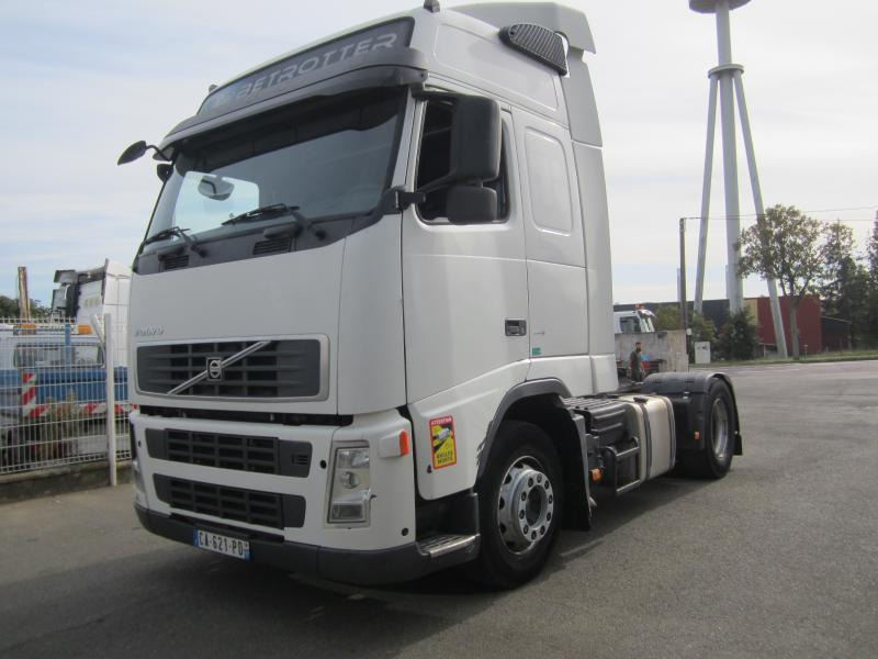 Volvo FH 440 - Tractor: foto 1 Volvo FH 440 - Tractor: foto 1