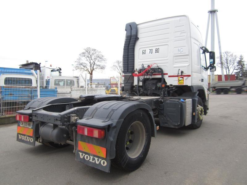 Tractor Volvo FM 450: foto 6