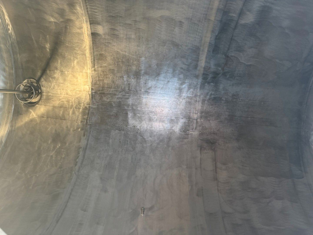 Semirreboque tanque novo Burg 3 axle 3 compartments 32.200 L ADR: foto 11 Semirreboque tanque novo Burg 3 axle 3 compartments 32.200 L ADR: foto 11