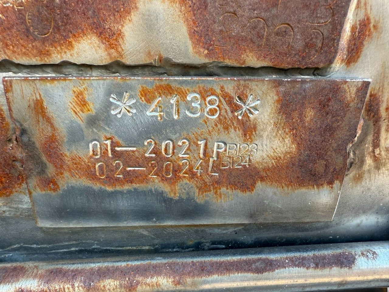 Burg 3 compartments 32.200 L ADR - Semirreboque tanque: foto 4 Burg 3 compartments 32.200 L ADR - Semirreboque tanque: foto 4