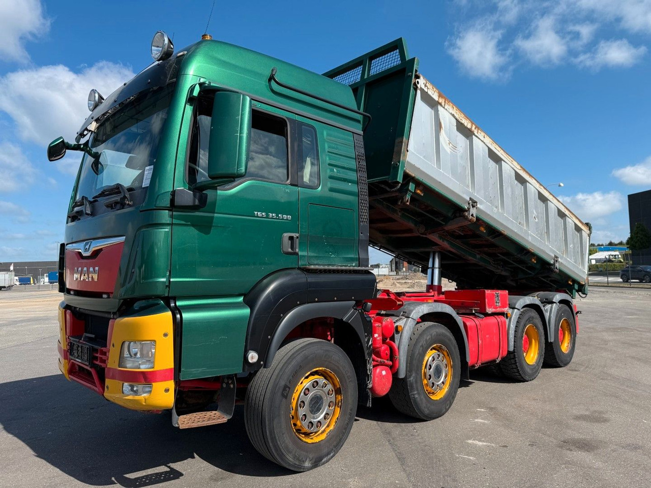 MAN TGS 35.500 8x4 Euro 6 Pendel Steel Tipper MAN TGS 35.500 8x4 Euro 6 Pendel Steel Tipper - Camião basculante: foto 1 MAN TGS 35.500 8x4 Euro 6 Pendel Steel Tipper MAN TGS 35.500 8x4 Euro 6 Pendel Steel Tipper - Camião basculante: foto 1
