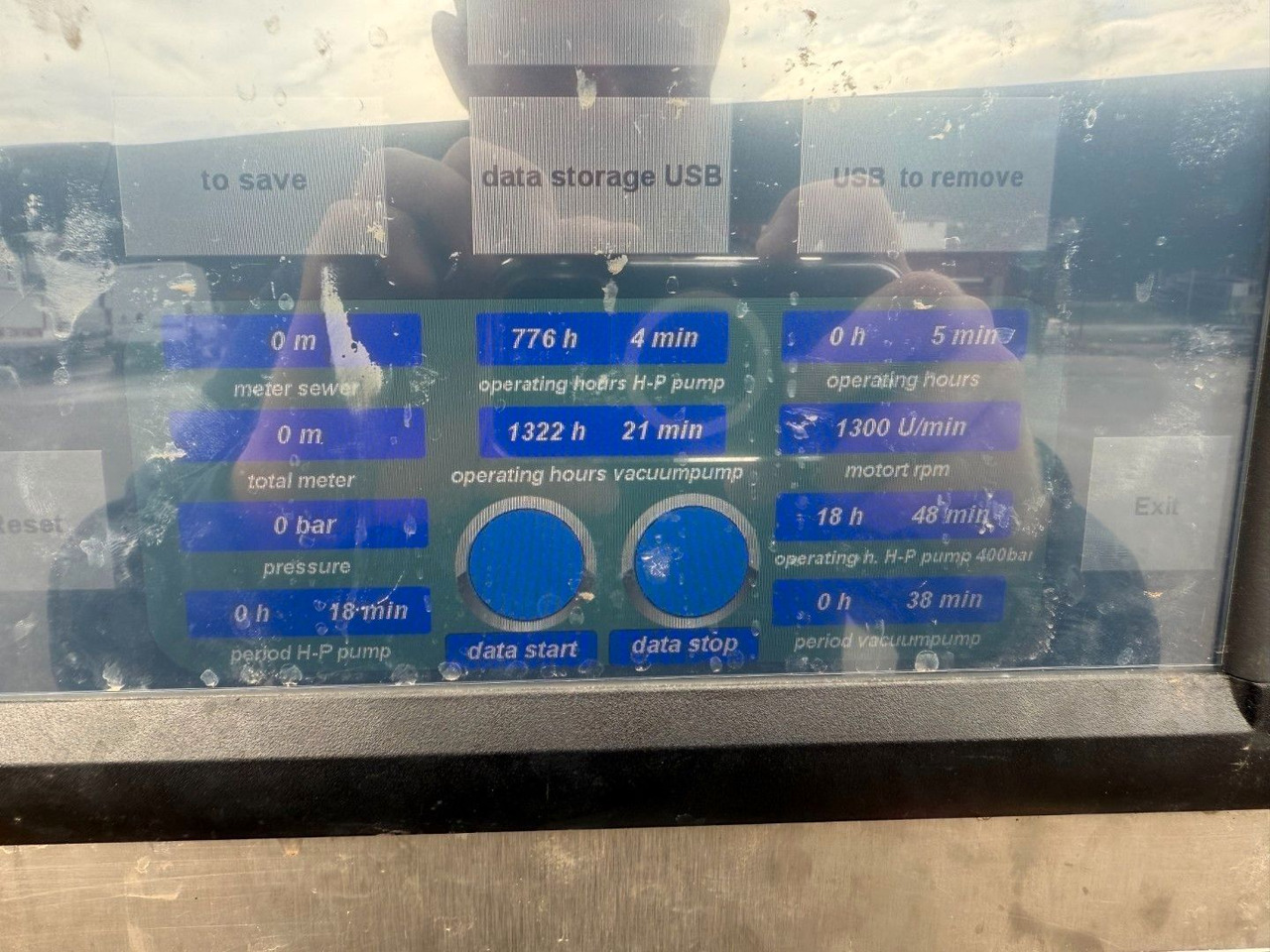 Caminhão limpa fossa Mercedes-Benz 3258 RHD 8x4-4 Wiedemann Super 1000 Recycler: foto 10