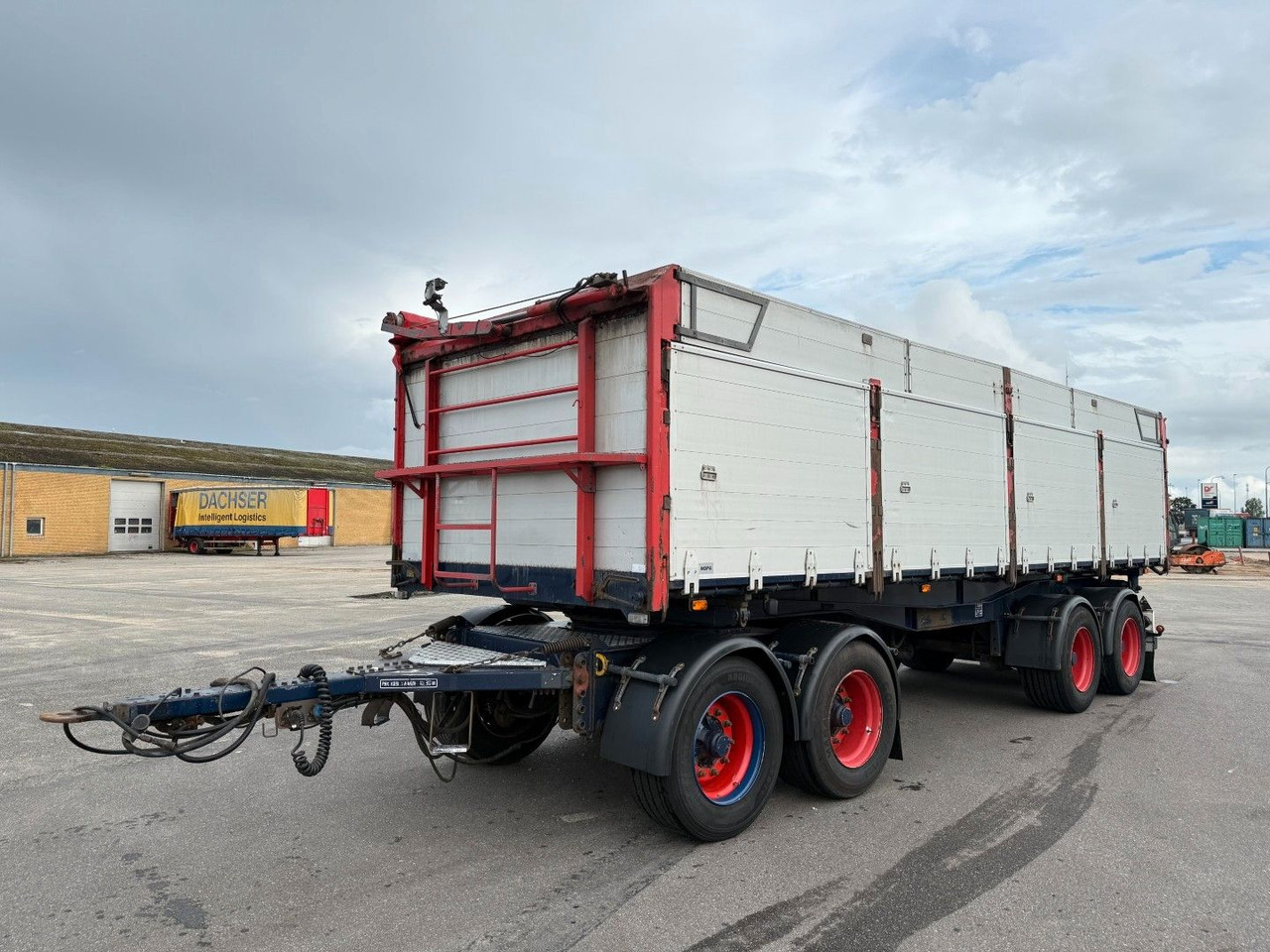 NOPA 32 t. 4-Achs-Kippanhänger / Tipper - Reboque basculante: foto 2 NOPA 32 t. 4-Achs-Kippanhänger / Tipper - Reboque basculante: foto 2