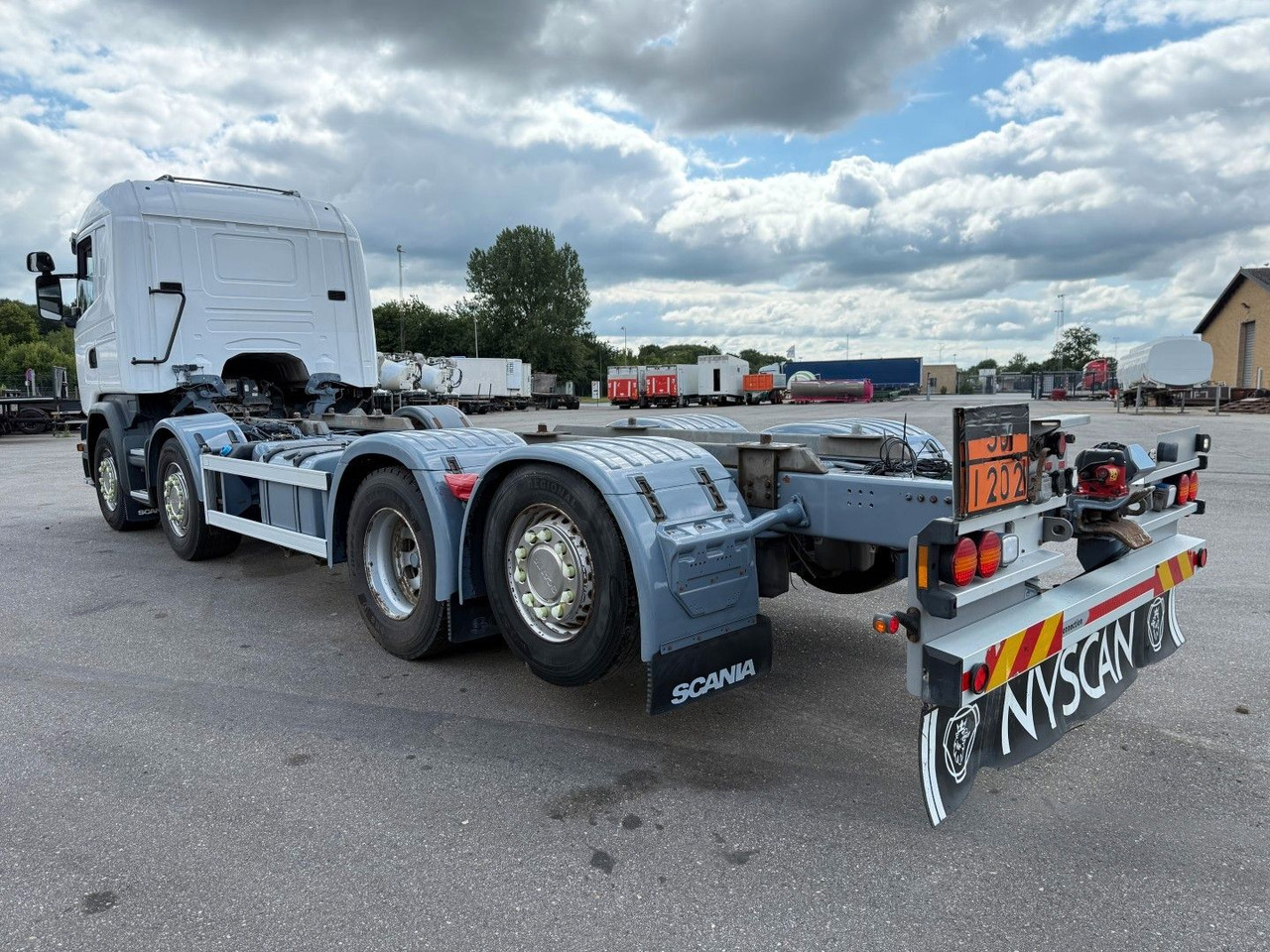 Scania G450 8x2*6 ADR Chassis / Fahrgestell / Euro 6 - Camião chassi: foto 4 Scania G450 8x2*6 ADR Chassis / Fahrgestell / Euro 6 - Camião chassi: foto 4