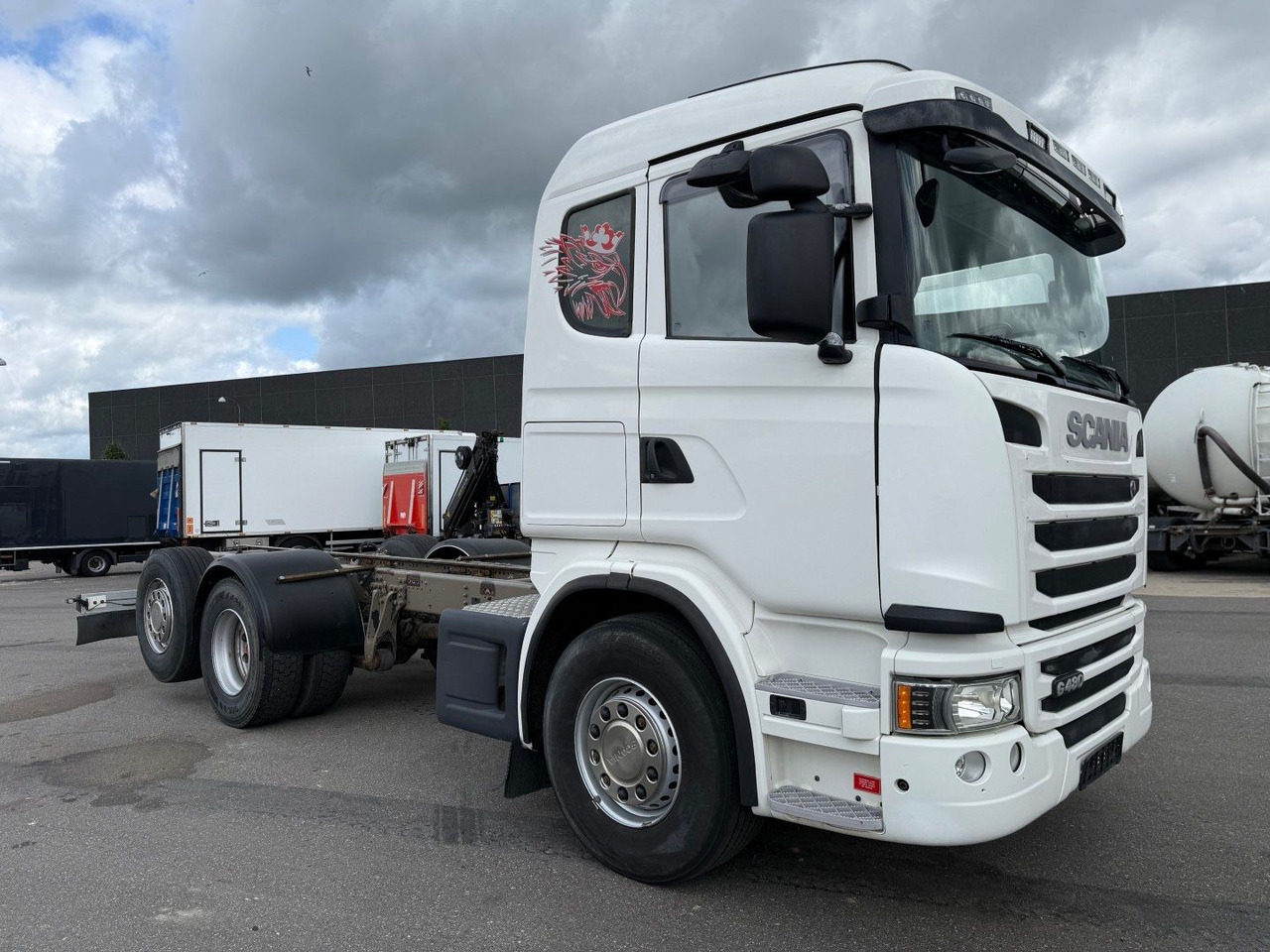 Scania G480 6x2*4 ADR Chassis / Fahrgestell / Retarder - Camião chassi: foto 2 Scania G480 6x2*4 ADR Chassis / Fahrgestell / Retarder - Camião chassi: foto 2