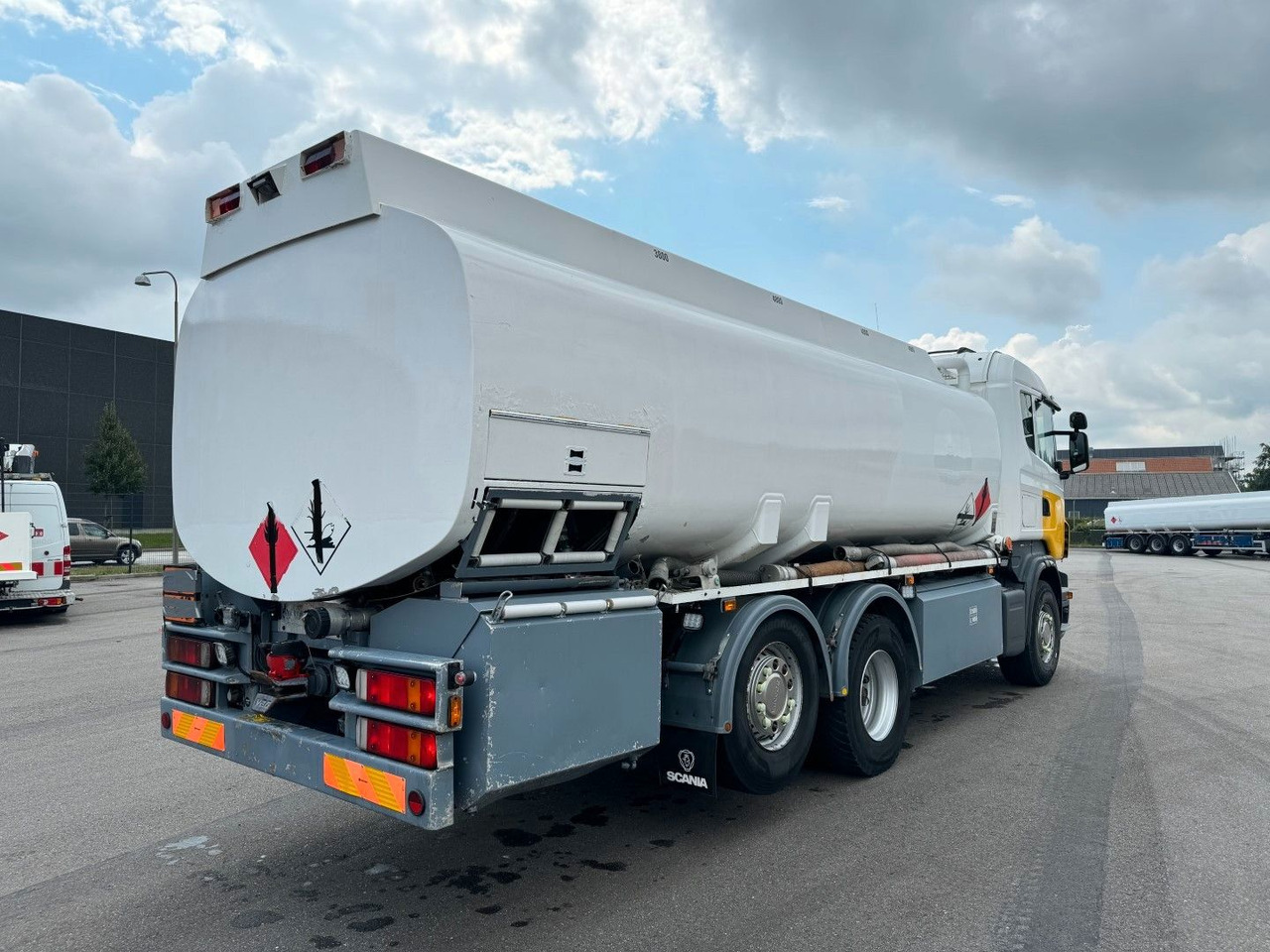Scania R480 6x2*4 19.000 L ADR Tanktruck - Caminhão tanque: foto 3 Scania R480 6x2*4 19.000 L ADR Tanktruck - Caminhão tanque: foto 3