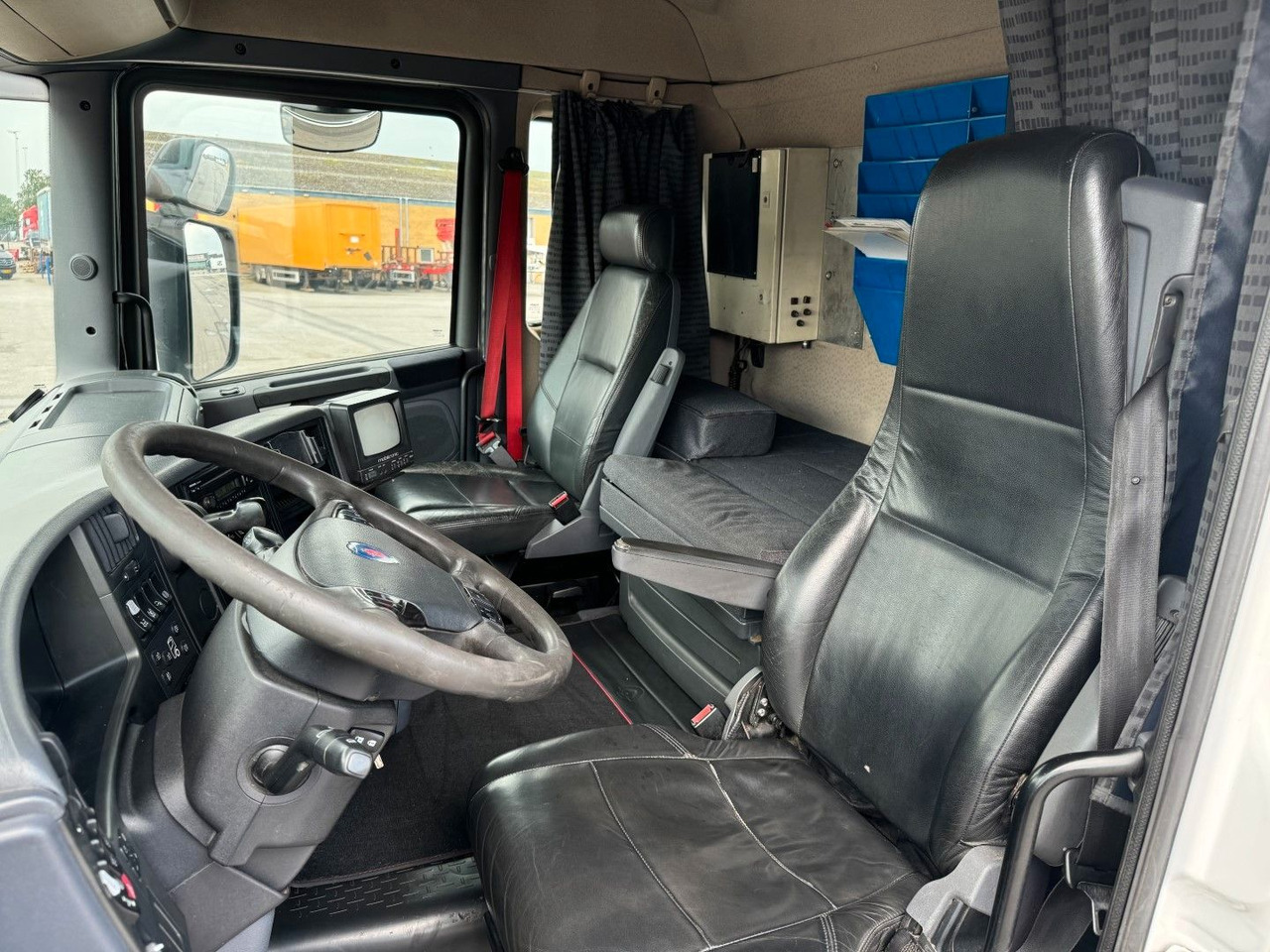 Scania R480 6x2*4 19.000 L ADR Tanktruck - Caminhão tanque: foto 5 Scania R480 6x2*4 19.000 L ADR Tanktruck - Caminhão tanque: foto 5