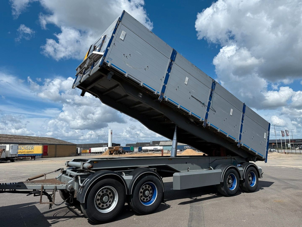 System Trailer 30 t. 3 site Graintipper / Kipper - Reboque basculante: foto 5 System Trailer 30 t. 3 site Graintipper / Kipper - Reboque basculante: foto 5