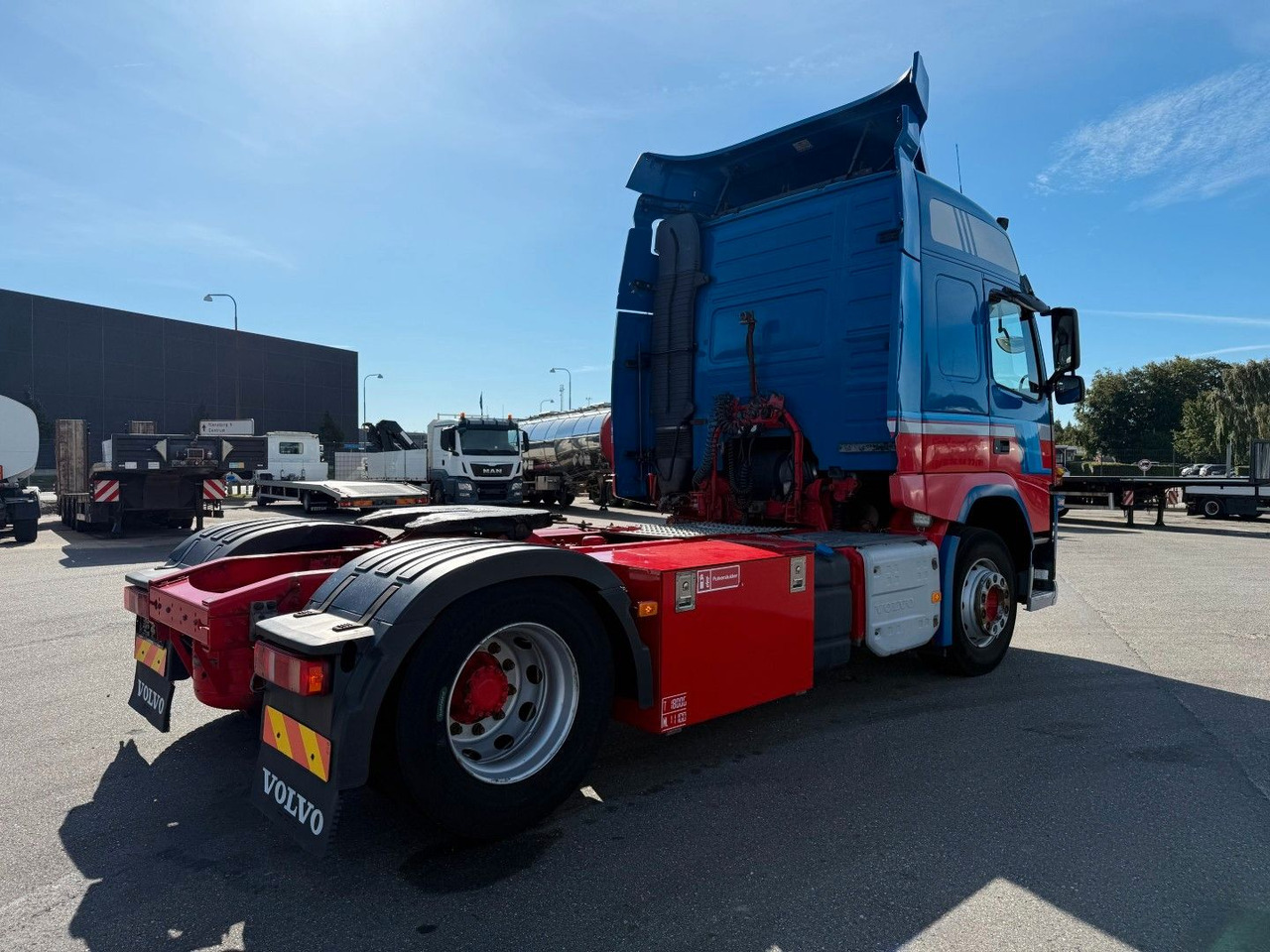 Volvo FM 410 4x2 Globetrotter Euro 6 - Tractor: foto 3 Volvo FM 410 4x2 Globetrotter Euro 6 - Tractor: foto 3