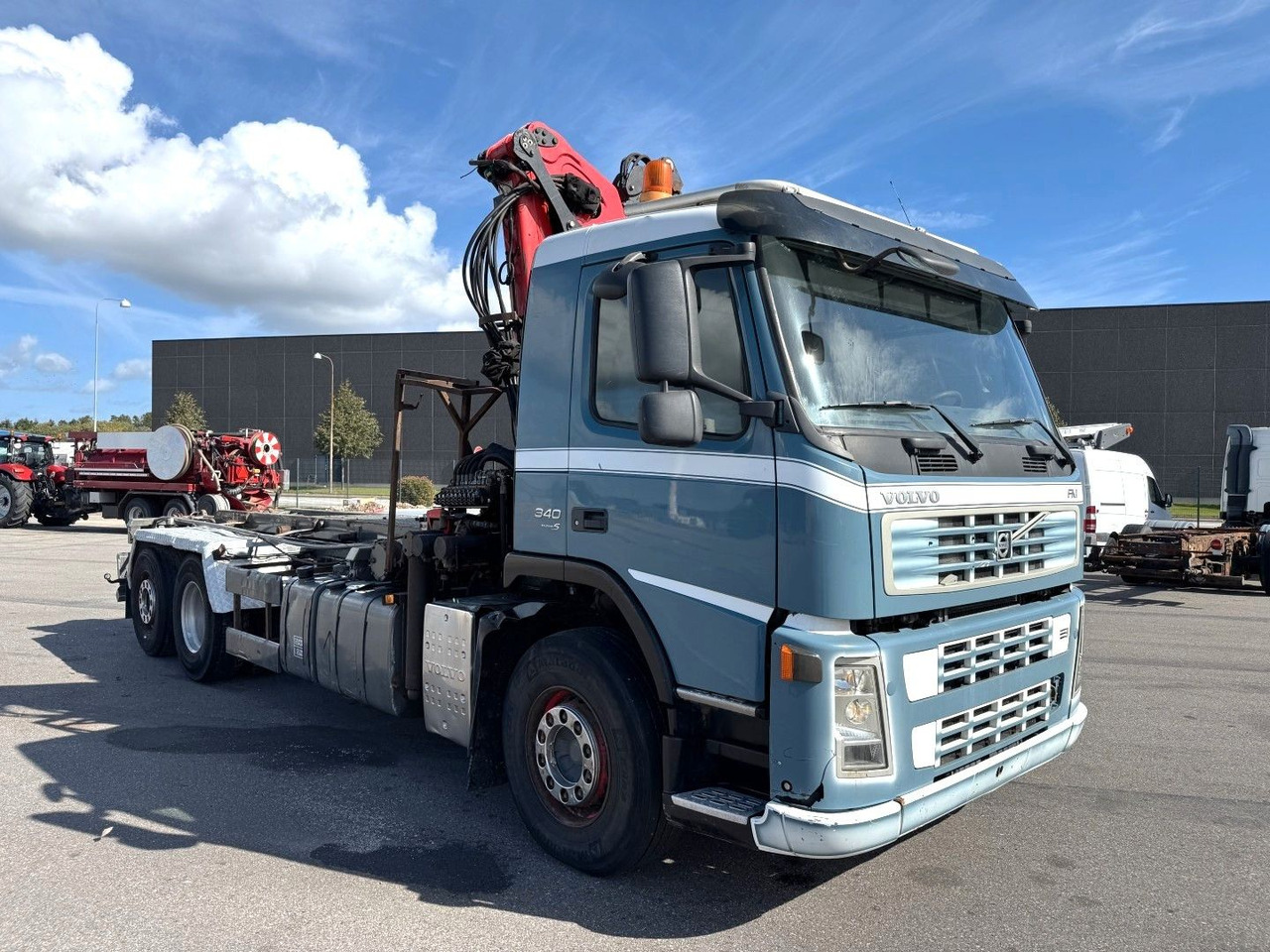 Volvo FM340 6x2*4 Kipper / Palfinger Epsilon 150Z96 - Camião grua: foto 2 Volvo FM340 6x2*4 Kipper / Palfinger Epsilon 150Z96 - Camião grua: foto 2