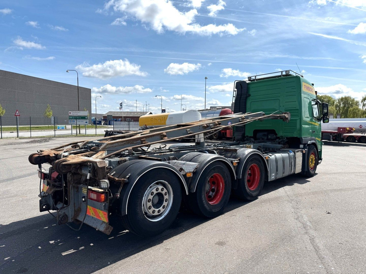 Volvo FM500 8x4*4 HMF Kipper Euro 5 - Camião basculante: foto 3 Volvo FM500 8x4*4 HMF Kipper Euro 5 - Camião basculante: foto 3