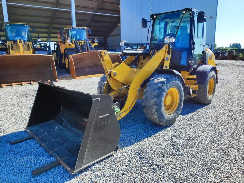 Caterpillar 908M - Pá carregadora de rodas: foto 2 Caterpillar 908M - Pá carregadora de rodas: foto 2