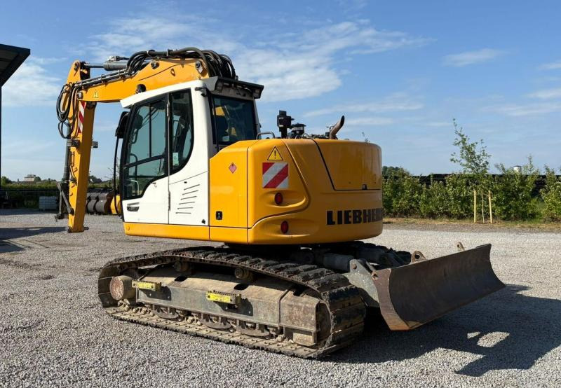 Liebherr R914 Compact Litronic - Escavadora de rastos: foto 1 Liebherr R914 Compact Litronic - Escavadora de rastos: foto 1