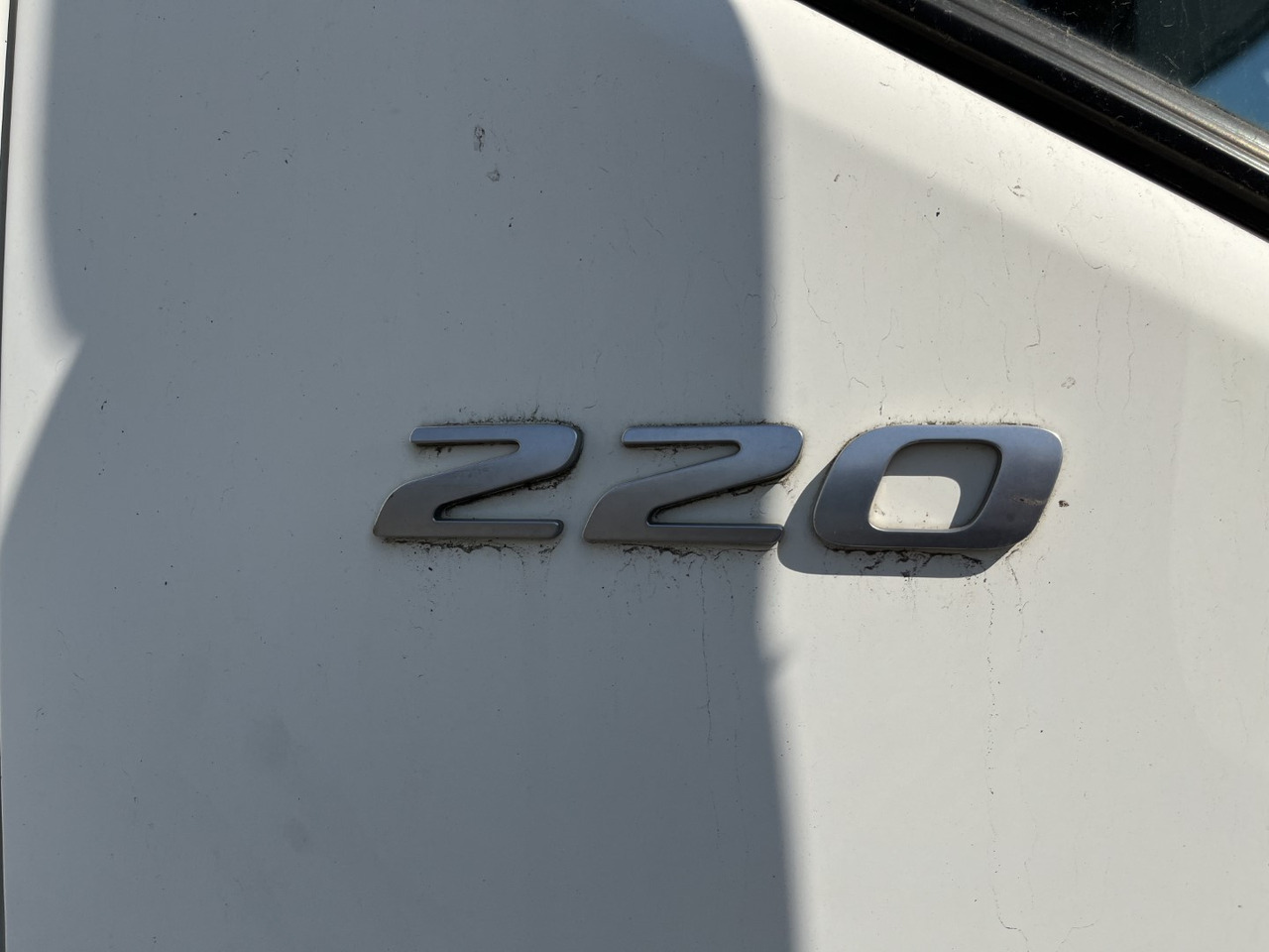 DAF LF 220 - Camião de lona: foto 4 DAF LF 220 - Camião de lona: foto 4