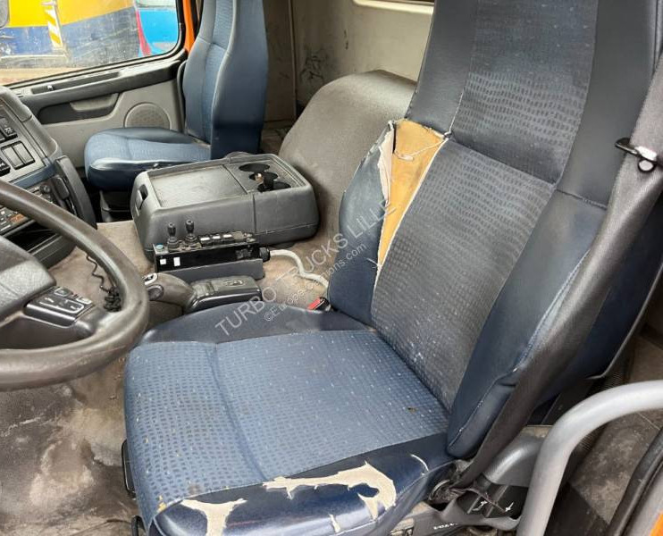 Camião polibenne Volvo FM 340: foto 9