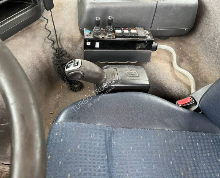 Camião polibenne Volvo FM 340: foto 10