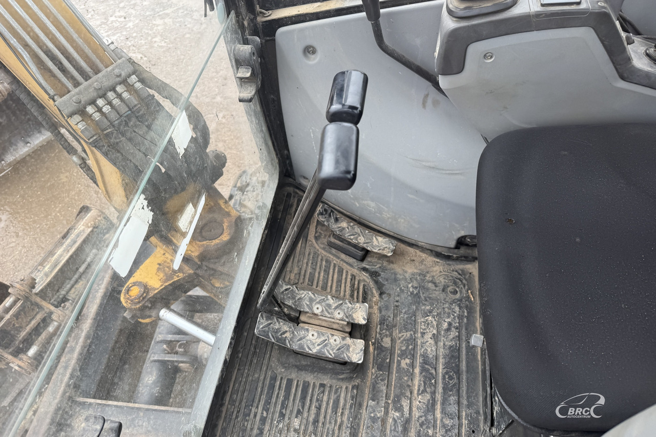 Mini escavadeira Caterpillar 302.7DCR: foto 17 Mini escavadeira Caterpillar 302.7DCR: foto 17