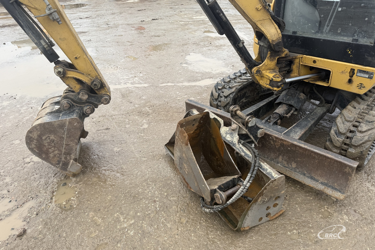 Mini escavadeira Caterpillar 302.7DCR: foto 9 Mini escavadeira Caterpillar 302.7DCR: foto 9