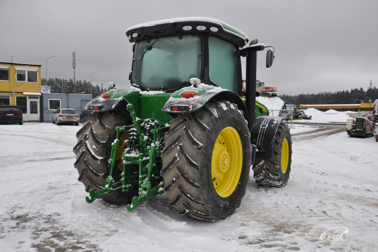 John Deere 8245R - Trator: foto 5 John Deere 8245R - Trator: foto 5