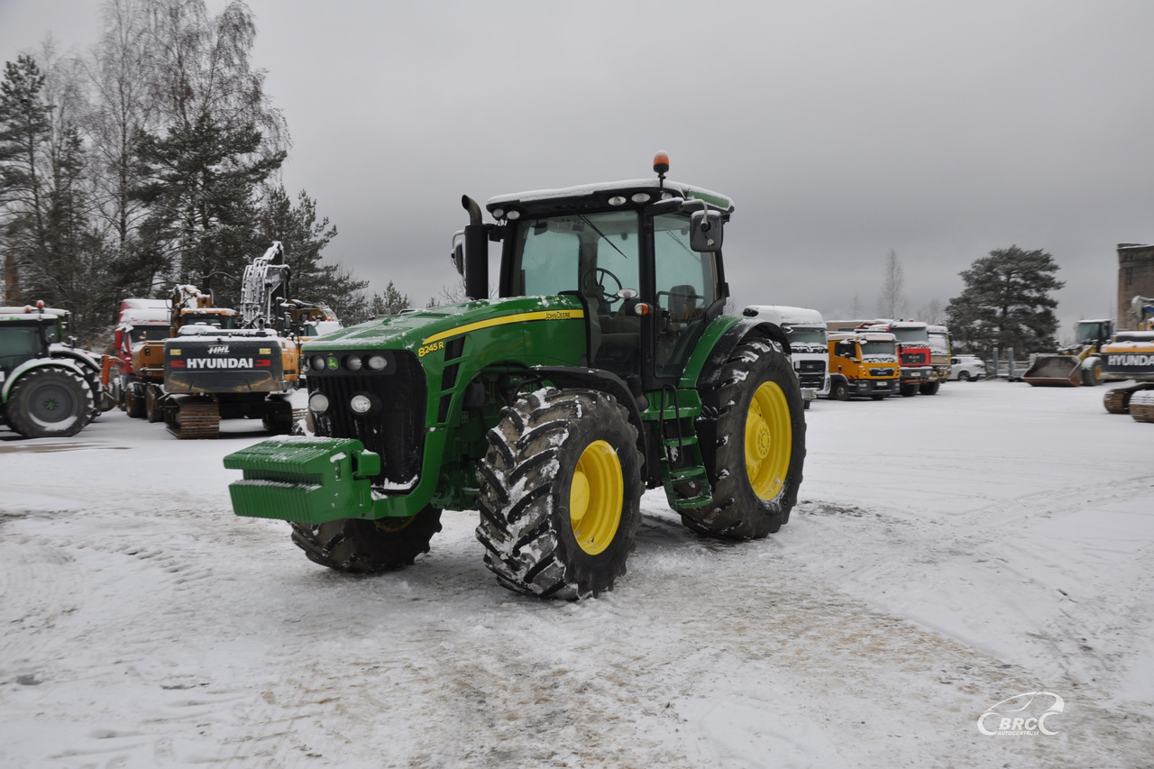 John Deere 8245R - Trator: foto 1 John Deere 8245R - Trator: foto 1