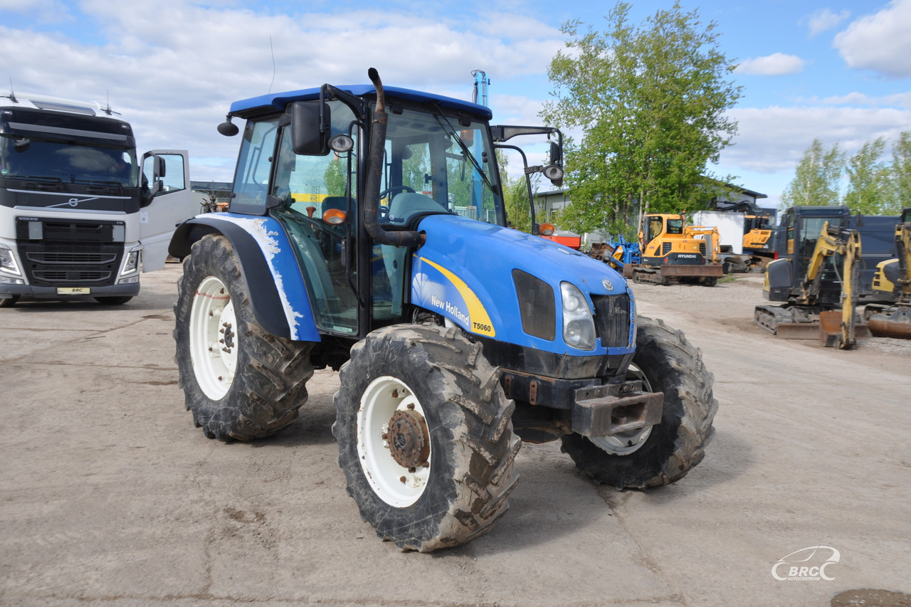 New Holland T5060 - Trator: foto 2 New Holland T5060 - Trator: foto 2
