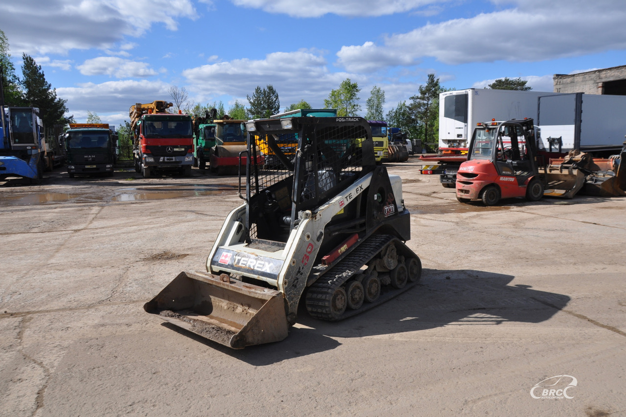 Terex PT30A - Mini pá carregadora: foto 1 Terex PT30A - Mini pá carregadora: foto 1