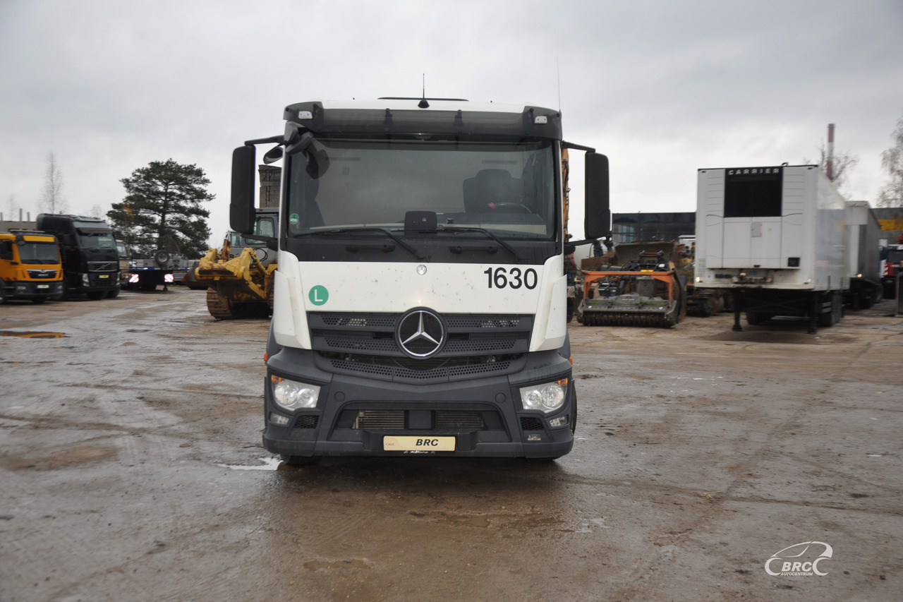 Mercedes-Benz Actros - Tractor: foto 3 Mercedes-Benz Actros - Tractor: foto 3