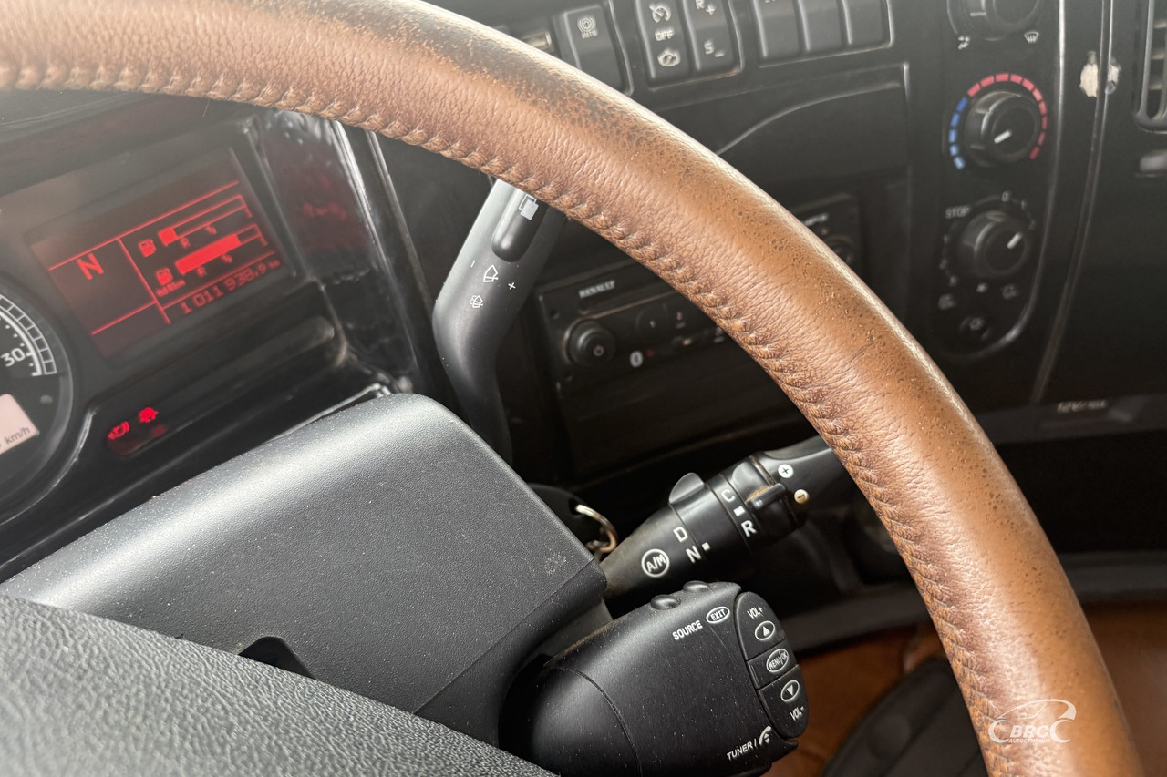 Tractor Renault Premium: foto 12