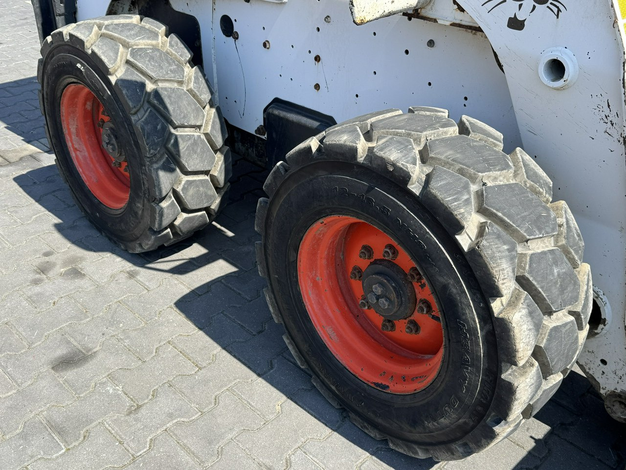 Bobcat S300 Joystick Mini Ładowarka Waga 3692kg - Mini pá carregadora: foto 5 Bobcat S300 Joystick Mini Ładowarka Waga 3692kg - Mini pá carregadora: foto 5