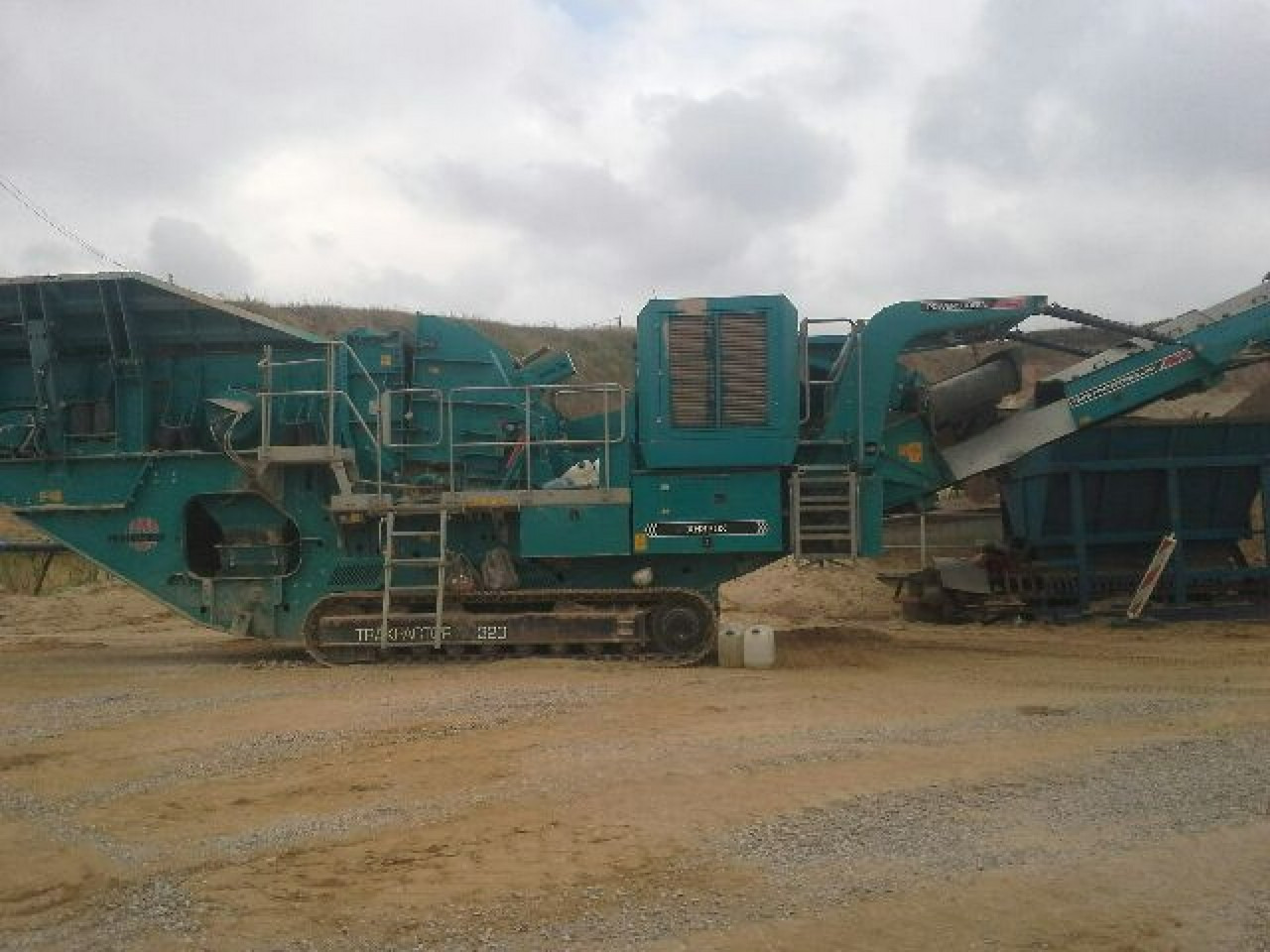 Extec PowerScreen Trakpactor 320 CR 027 Wydajność nawet do 320t/h - Britador de impacto: foto 1 Extec PowerScreen Trakpactor 320 CR 027 Wydajność nawet do 320t/h - Britador de impacto: foto 1