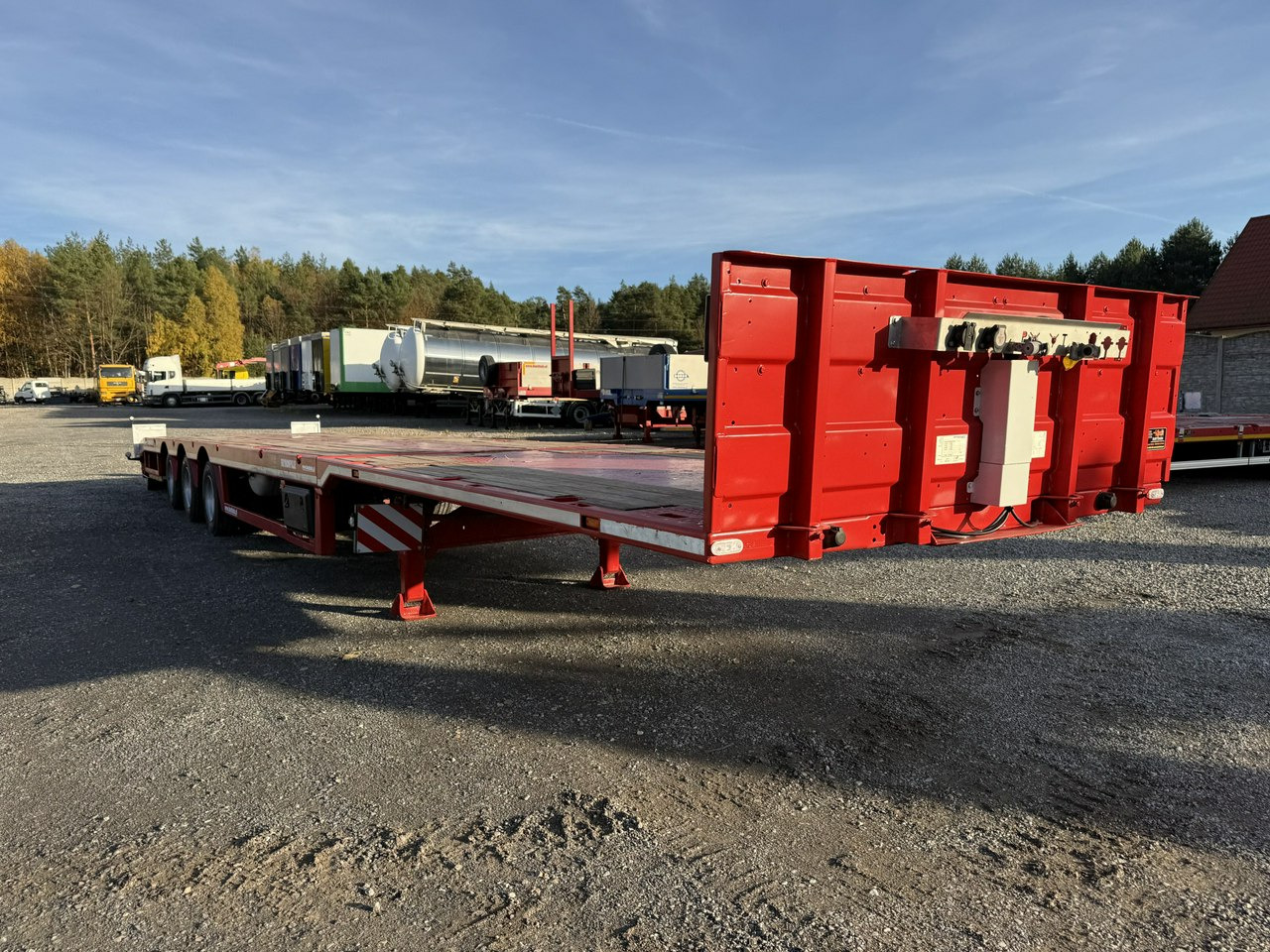 Faymonville Niskopodłogowa Telemega Rozciągana 7m 3-Osiowa Oś skrętna - Semi-reboque baixa: foto 4 Faymonville Niskopodłogowa Telemega Rozciągana 7m 3-Osiowa Oś skrętna - Semi-reboque baixa: foto 4